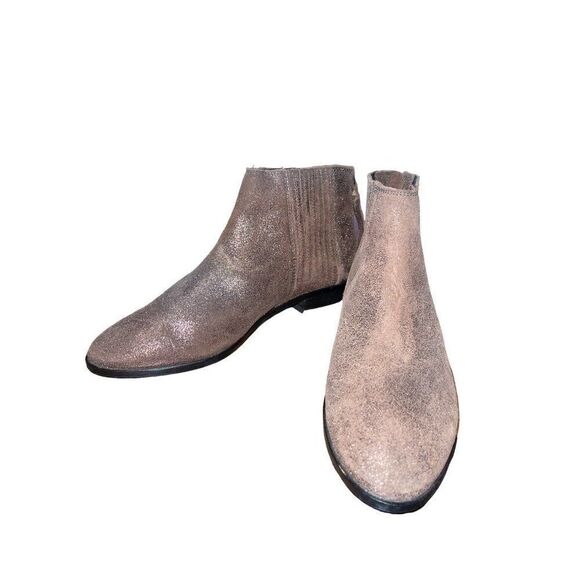 Kenneth Cole Loop-Y Ankle Zip Booties w/ Stacked heel  Size 8 - Picture 5 of 15